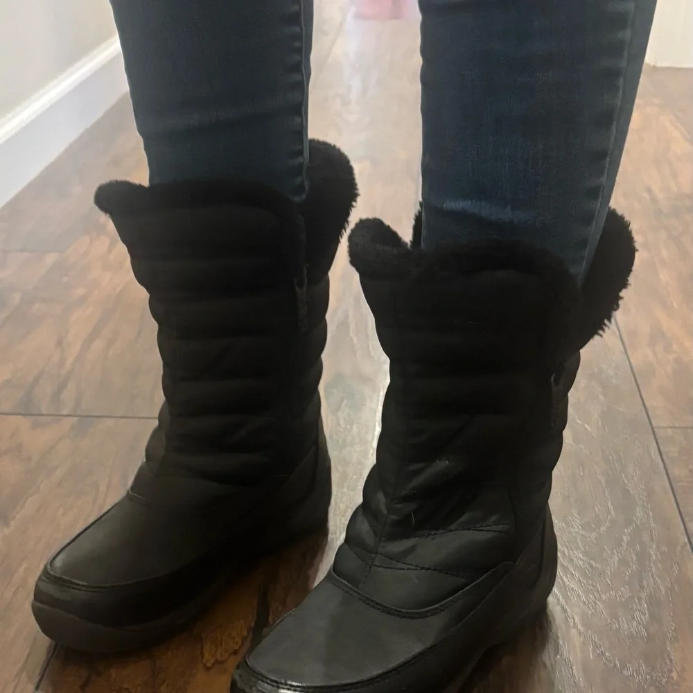 Totes‎ Black Winter Boots for Women size 6